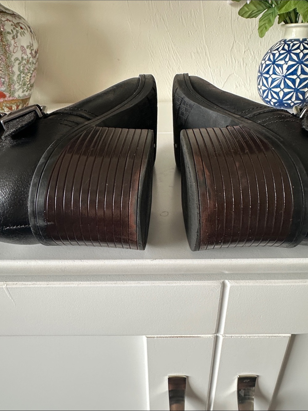 Clark’s Black Leather Ankle Boots with Buckle Straps - Picture 6 of 8